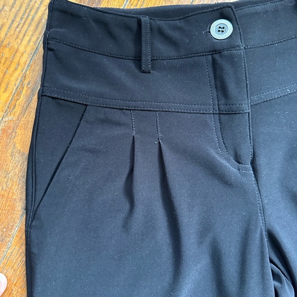 Joseph Ribkoff Black Capris - Picture 2 of 5